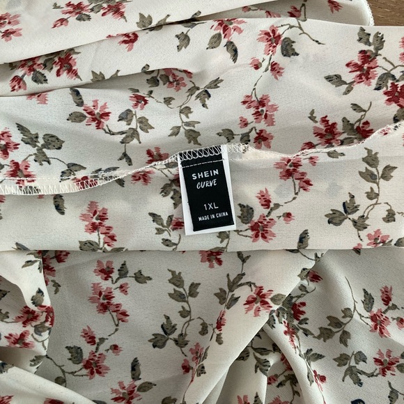 Shein Curve Maxi Dress - Picture 4 of 8